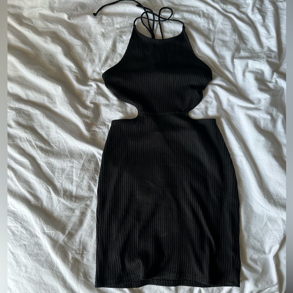 UO Urban Outfitters Ribbed Strappy Cut Out Dress Black Silence + Noise - Picture 2 of 4